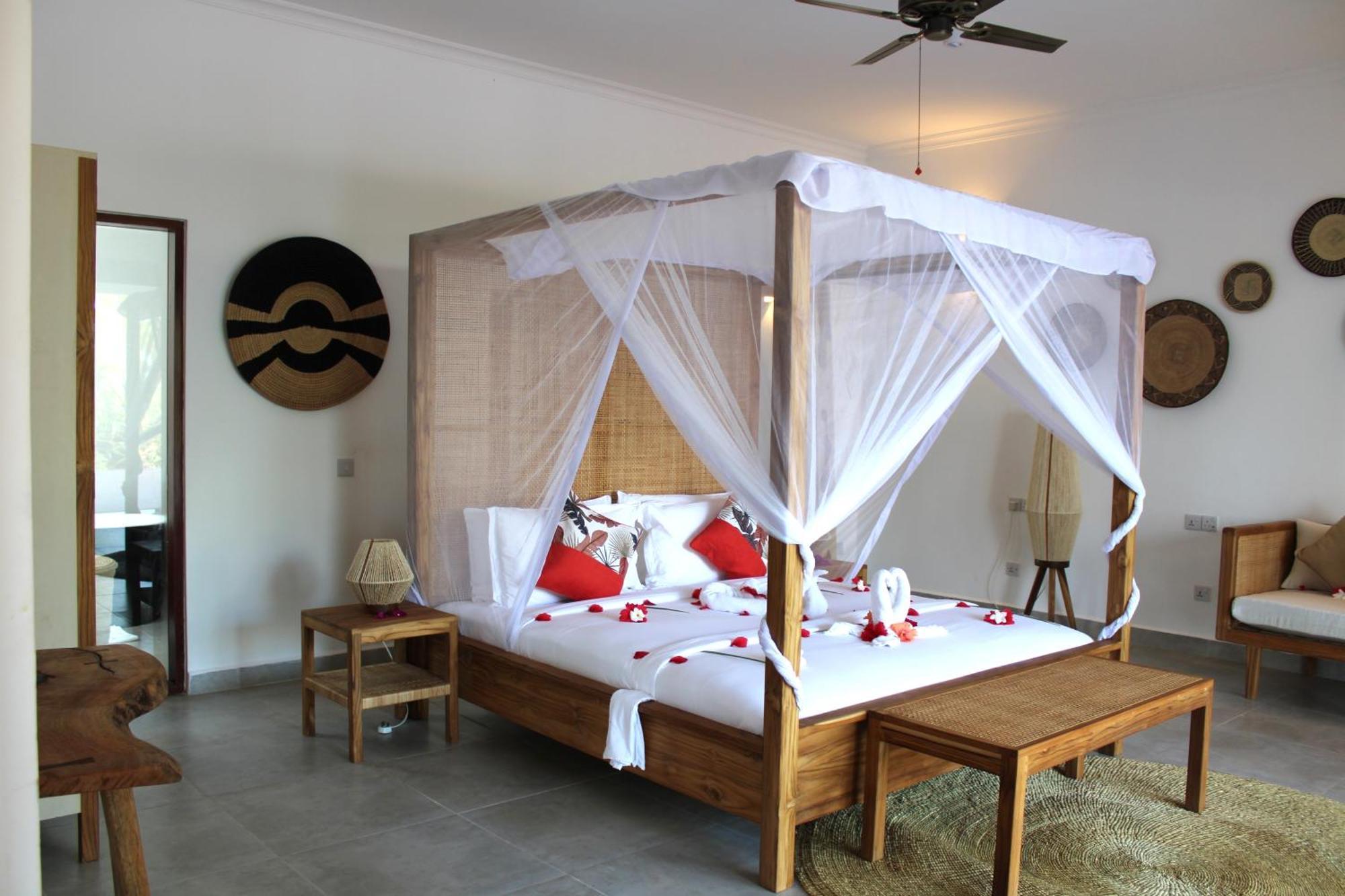 Kivuli Beach Resort Падже Экстерьер фото